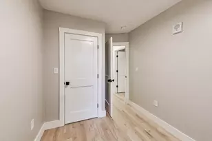 37 Delle Ave, Boston, MA 02120 - Photo 6