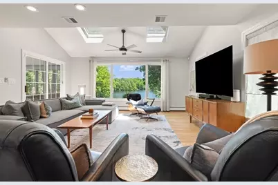 9 Bragg Rd, Foxboro, MA 02035 - Photo 8