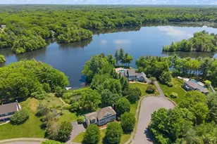 9 Bragg Rd, Foxboro, MA 02035 - Photo 2
