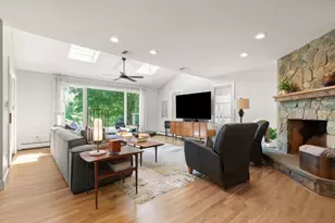 9 Bragg Rd, Foxboro, MA 02035 - Photo 6