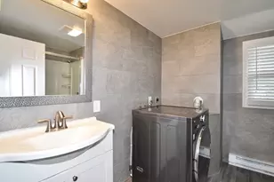 22 Hunting Ln, Agawam, MA 01001 - Photo 32