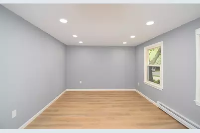 22 Hunting Ln, Agawam, MA 01001 - Photo 22