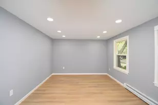 22 Hunting Ln, Agawam, MA 01001 - Photo 22