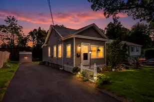 43 Agnes St, Springfield, MA 01118 - Photo 1