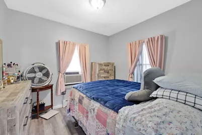 43 Agnes St, Springfield, MA 01118 - Photo 22