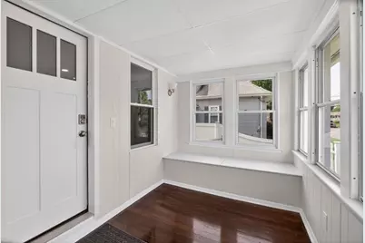 79 Kaveney St, Chicopee, MA 01020 - Photo 2