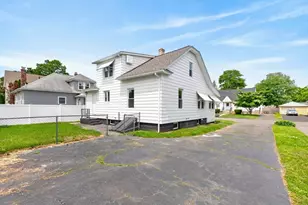 79 Kaveney St, Chicopee, MA 01020 - Photo 36