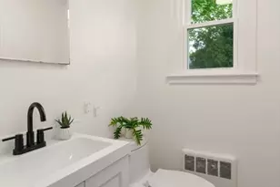 5 Sheldon Rd, Newton, MA 02459 - Photo 14