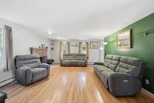 7 Hartwell Rd, Oxford, MA 01537 - Photo 14