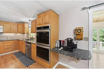 7 Hartwell Rd, Oxford, MA 01537 - Photo 6