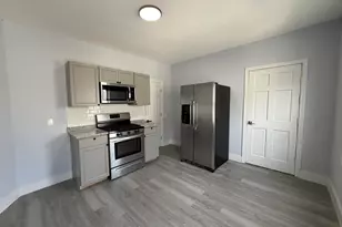 1 Bailey, Everett, MA 02149 - Photo 2