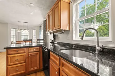 118 Smith St #3, Lowell, MA 01851 - Photo 10
