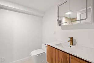 8 Everett St, Wakefield, MA 01880 - Photo 8