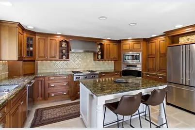 6 Church St, Grafton, MA 01519 - Photo 8