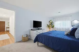 1811 Franklin Crossing Rd, Franklin, MA 02038 - Photo 18