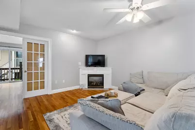 734 East 6th Street #3, Boston, MA 02127 - Photo 6