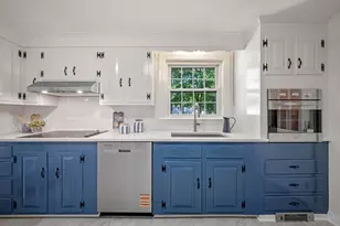 5 Palmer Rd, Beverly, MA 01915 - Photo 2