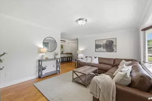 127 Sun Valley Dr, Cumberland, RI 02864 - Photo 4