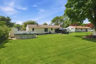 127 Sun Valley Dr, Cumberland, RI 02864 - Photo 34