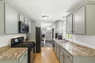 127 Sun Valley Dr, Cumberland, RI 02864 - Photo 10