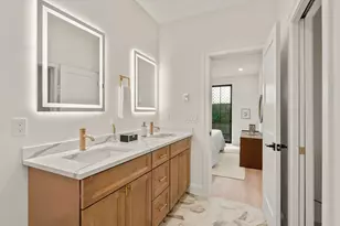 27 Shepard St, Boston, MA 02135 - Photo 24