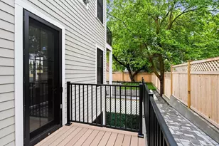 27 Shepard St, Boston, MA 02135 - Photo 32
