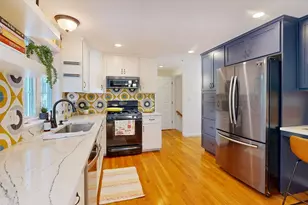 995 Trapelo Rd, Waltham, MA 02452 - Photo 4