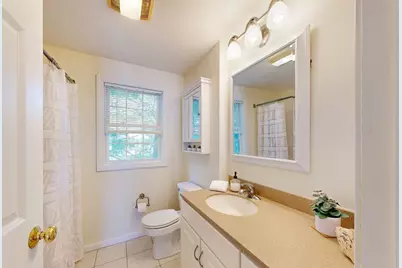 995 Trapelo Road #3, Waltham, MA 02452 - Photo 18