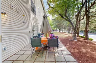 995 Trapelo Rd, Waltham, MA 02452 - Photo 26