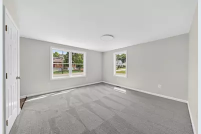 61 Stevens Rd, Swansea, MA 02777 - Photo 18