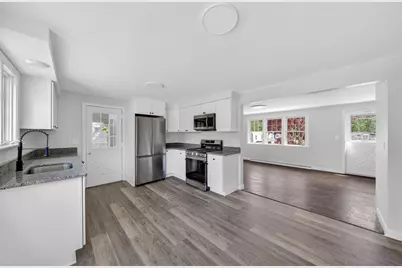 61 Stevens Rd, Swansea, MA 02777 - Photo 8