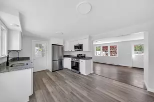 61 Stevens Rd, Swansea, MA 02777 - Photo 8