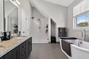 78 Boston St, Salem, MA 01970 - Photo 26