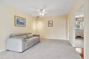 6 Amherst St, Billerica, MA 01821 - Photo 12