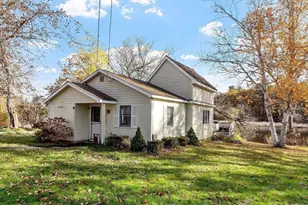 6 Amherst St, Billerica, MA 01821 - Photo 32