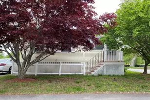 6 Amherst St, Billerica, MA 01821 - Photo 2