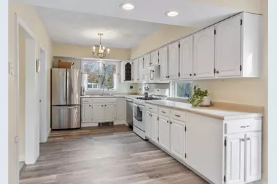 6 Amherst Street, Billerica, MA 01821 - Photo 18