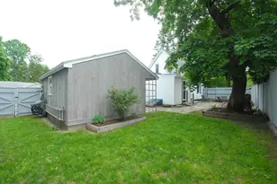 1832 Main St, Concord, MA 01742 - Photo 12