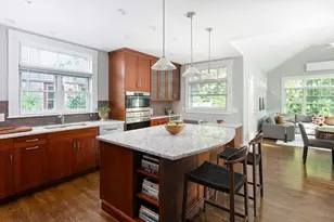 22 Regent St, Newton, MA 02465 - Photo 4