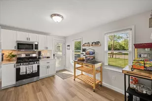 359 Plain St, Brockton, MA 02302 - Photo 6