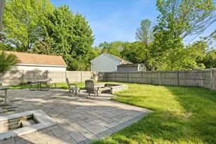 359 Plain St, Brockton, MA 02302 - Photo 28