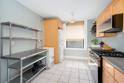 1064 Beacon St #12A, Brookline, MA 02446 - Photo 12