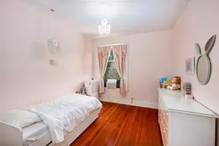 1064 Beacon St, Brookline, MA 02446 - Photo 18