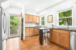 186 Pleasant St, Arlington, MA 02476 - Photo 20
