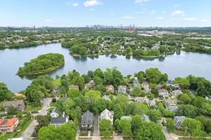 186 Pleasant St, Arlington, MA 02476 - Photo 2