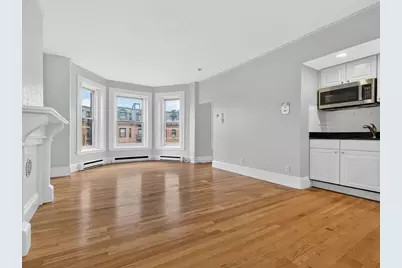 230 Newbury Street #21, Boston, MA 02116 - Photo 2