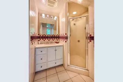 63 Prospect St., Northampton, MA 01060 - Photo 24