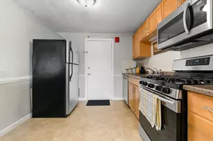 70 Mudge St, Lynn, MA 01902 - Photo 2