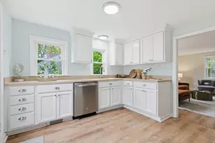 24 Otis Rd, Barnstable, MA 02601 - Photo 6