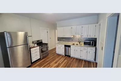 158-160 Roslindale Ave #1, Boston, MA 02131 - Photo 6